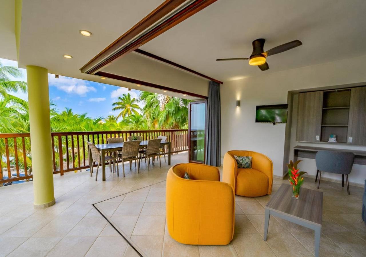 Lionsdive Beach Resort Curacao エクステリア 写真