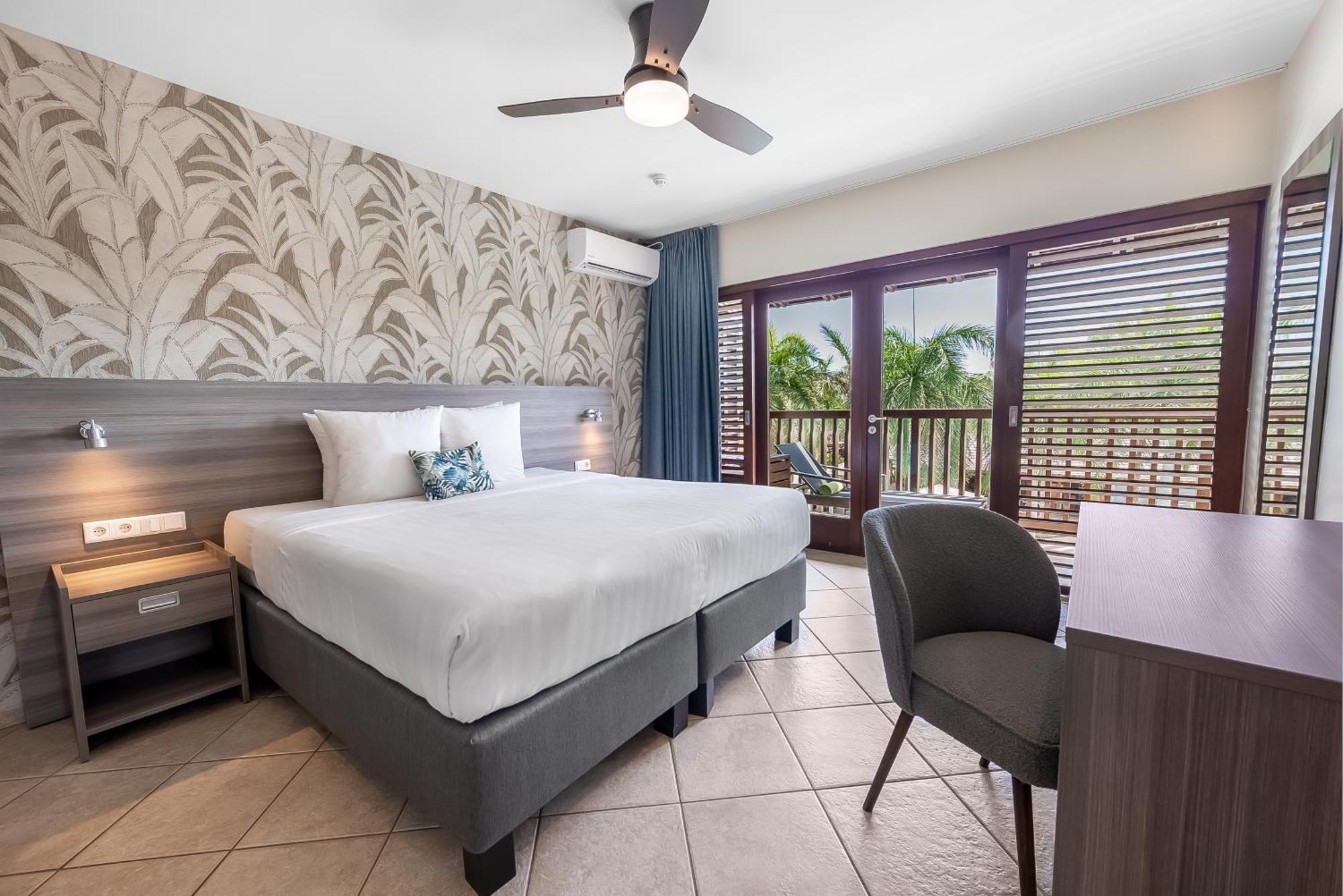 Lionsdive Beach Resort Curacao エクステリア 写真